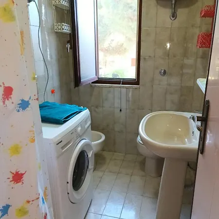 아파트 Villaggio La Bahia Umbri